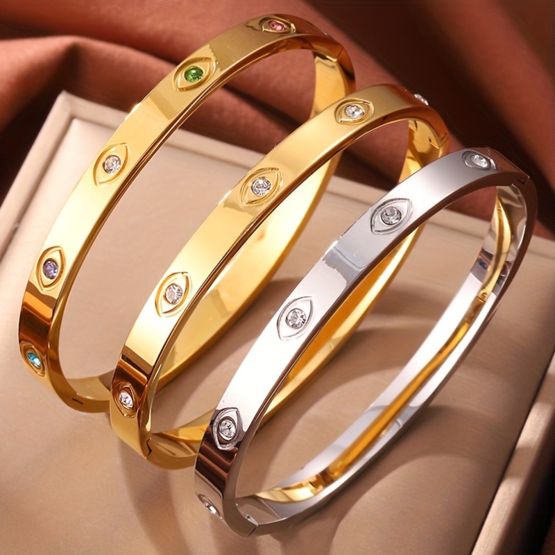 Women's Minimalist Stainless Steel Devil's Eye Bracelet